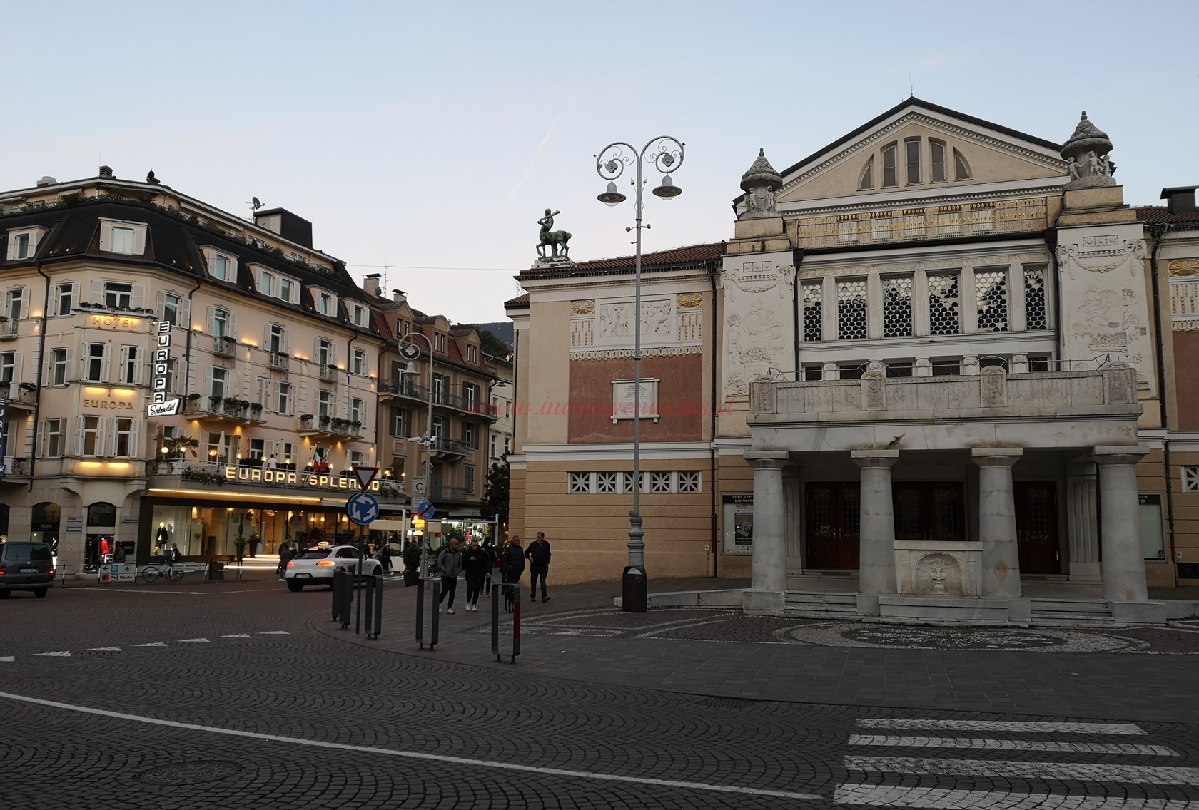Centro storico Merano - Teatro Puccini