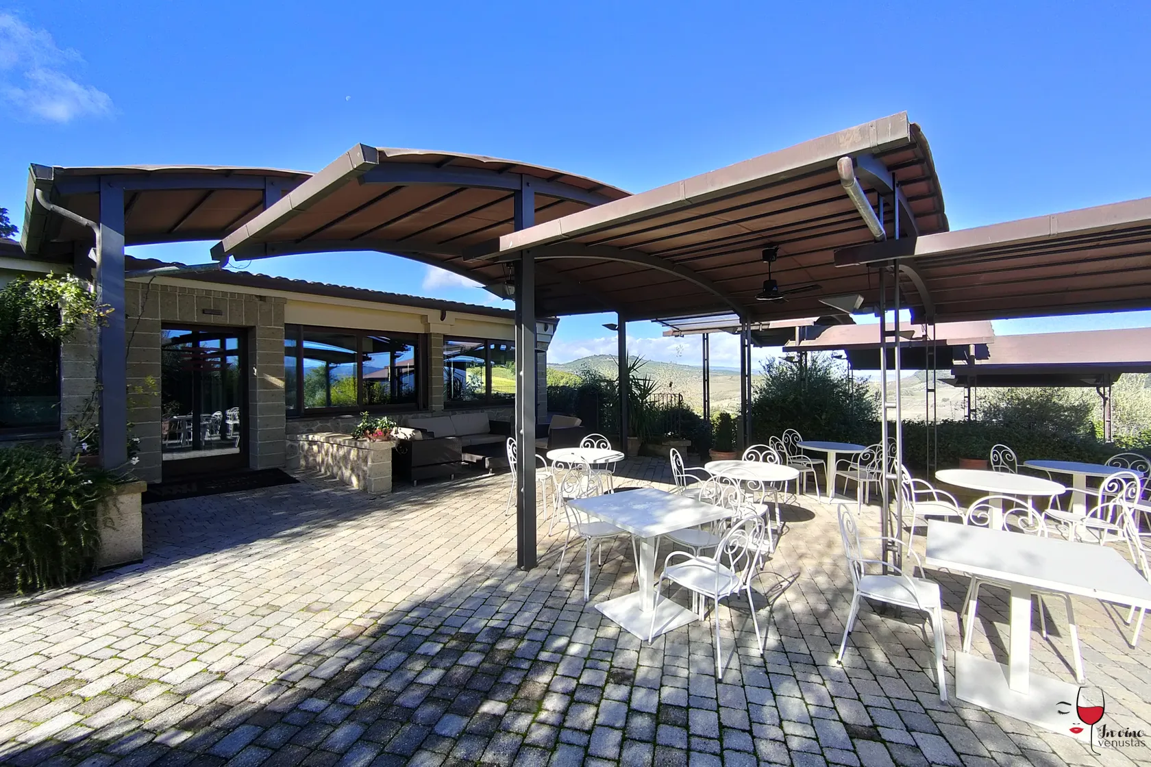 Zona esterna Ristorante Invinum Gourmet Altarocca Wine Resort